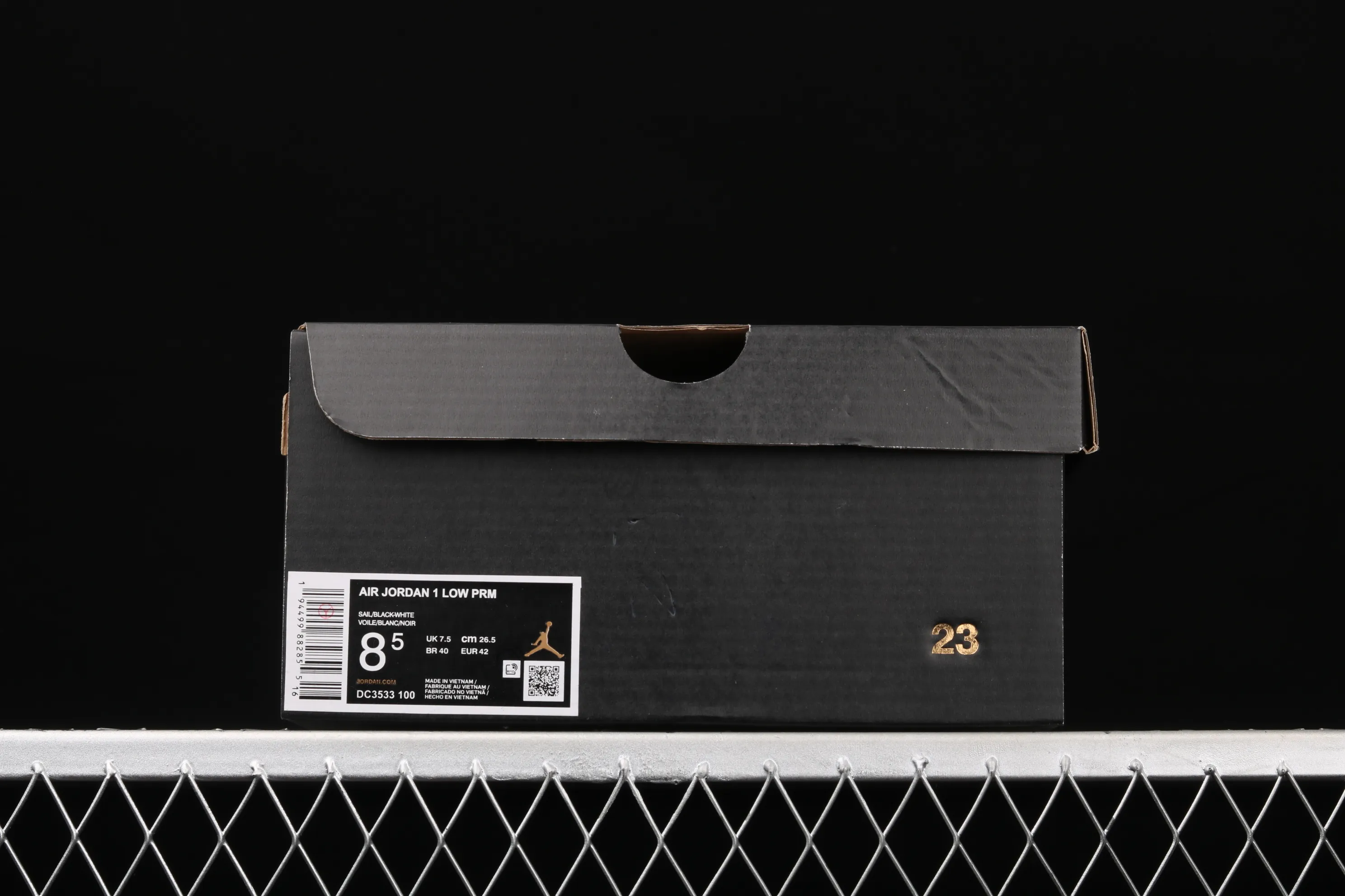 All categories Air Jordan Jordan series basketball shoes Air Jordan 1 Low Air Jordan AJ1 Low AJ1 Joe 1 low white and black canvas splicing DC3533-100